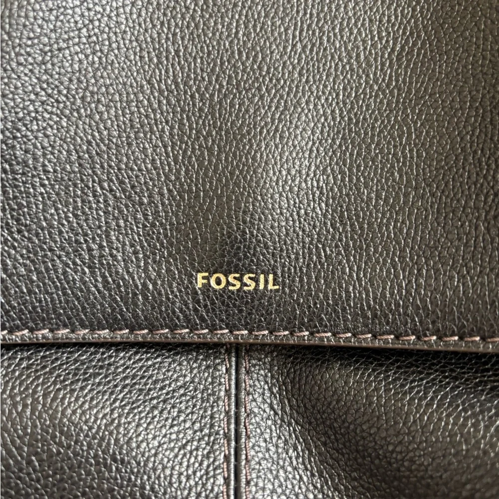 Fossil Black and Brown Leather Backpack - Picture 4 of 9